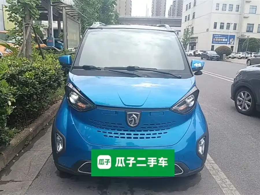 Baojun E100