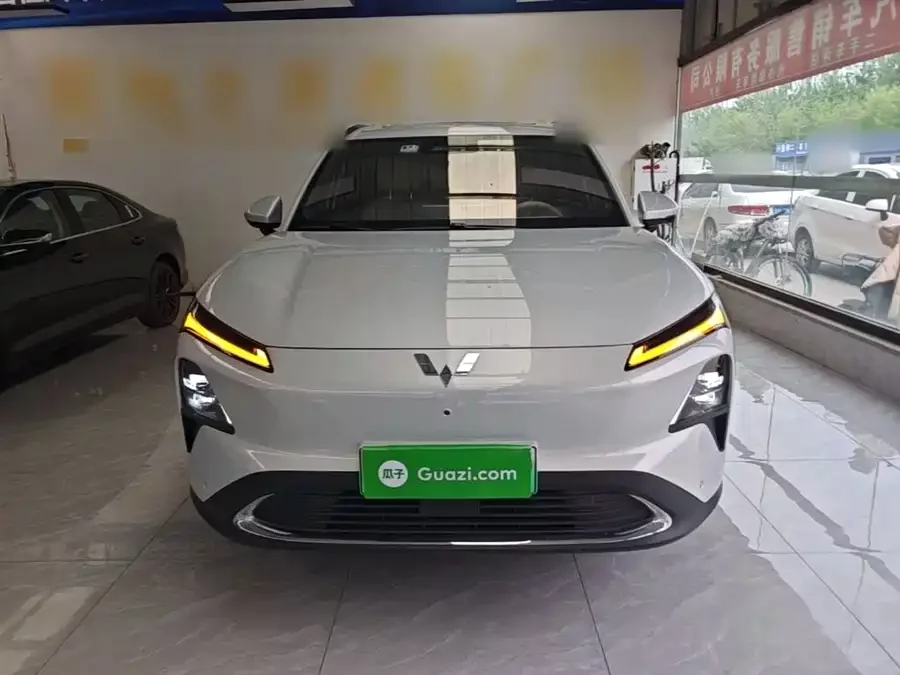 Wuling Starlight S