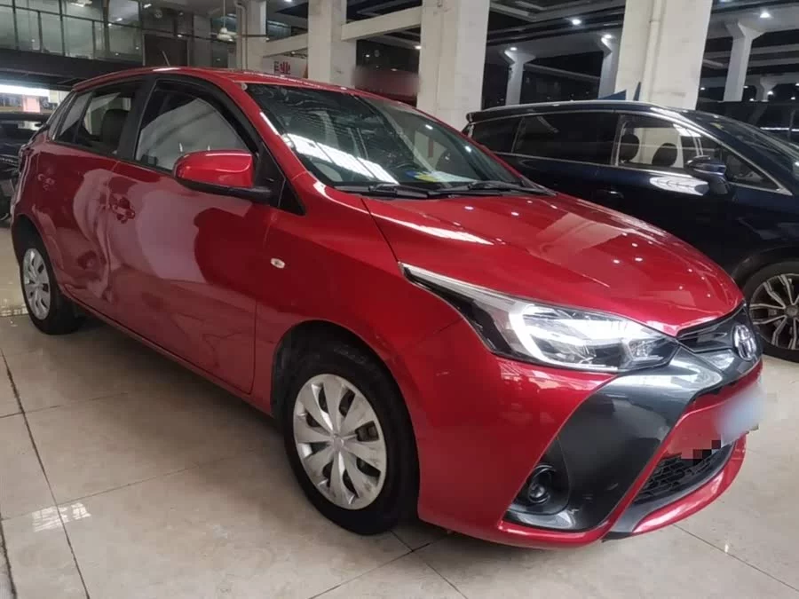 Toyota YARiS L