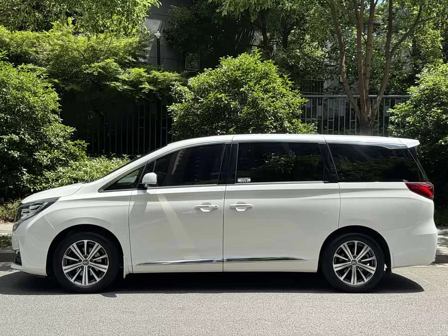 GAC Trumpchi M8
