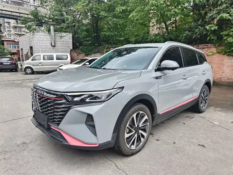 Dongfeng AX7