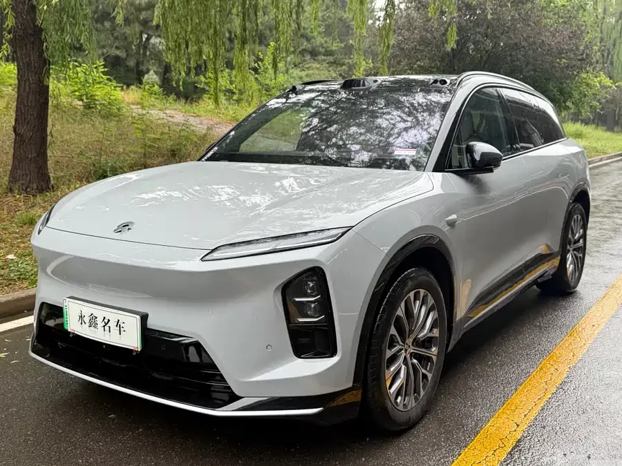 NIO ES6