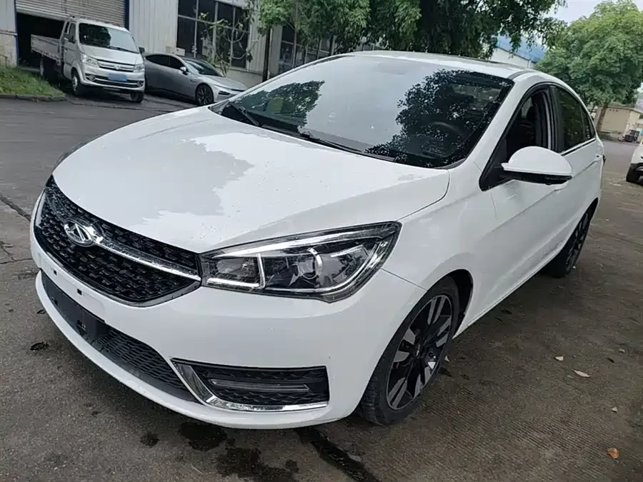 Chery Arrizo 5