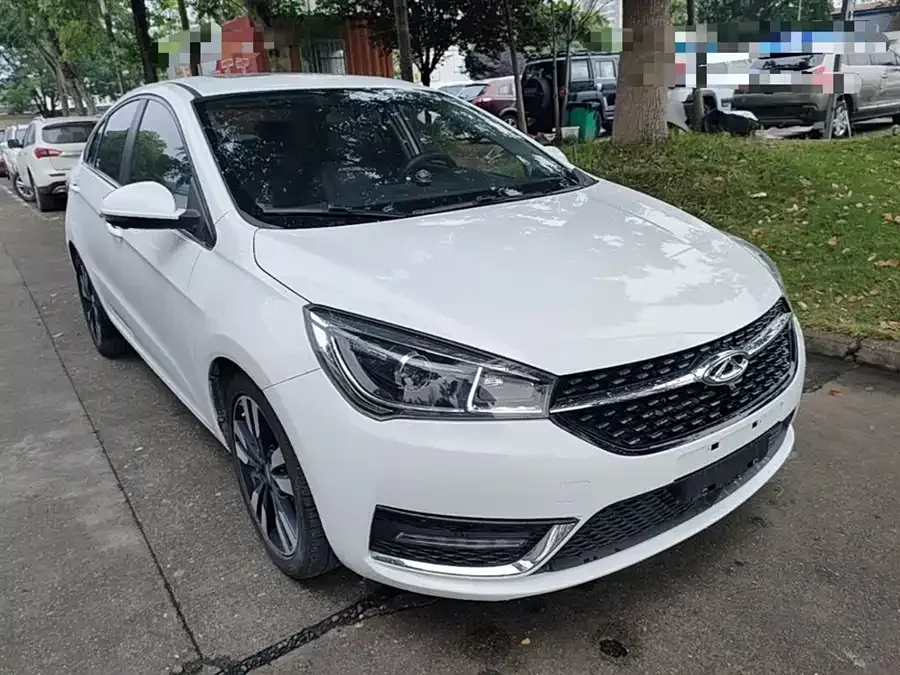 Chery Arrizo 5