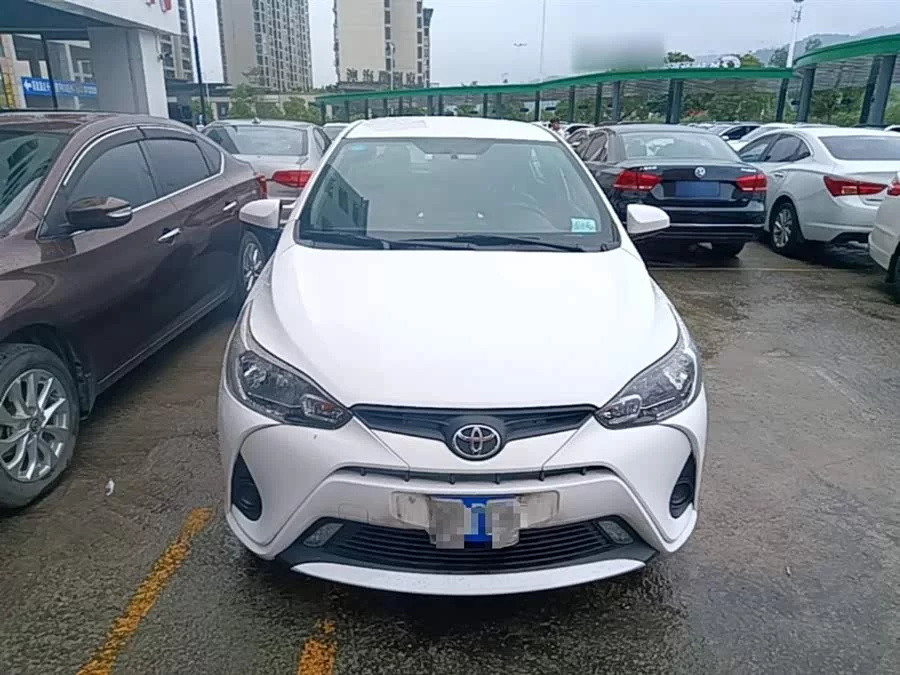 Toyota YARiS L Enjoy