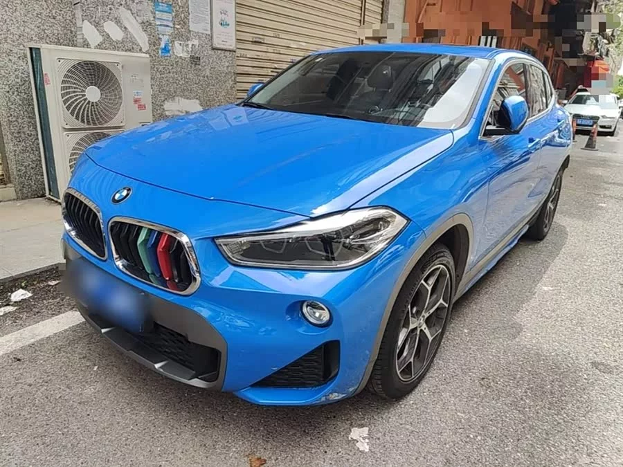 BMW X2