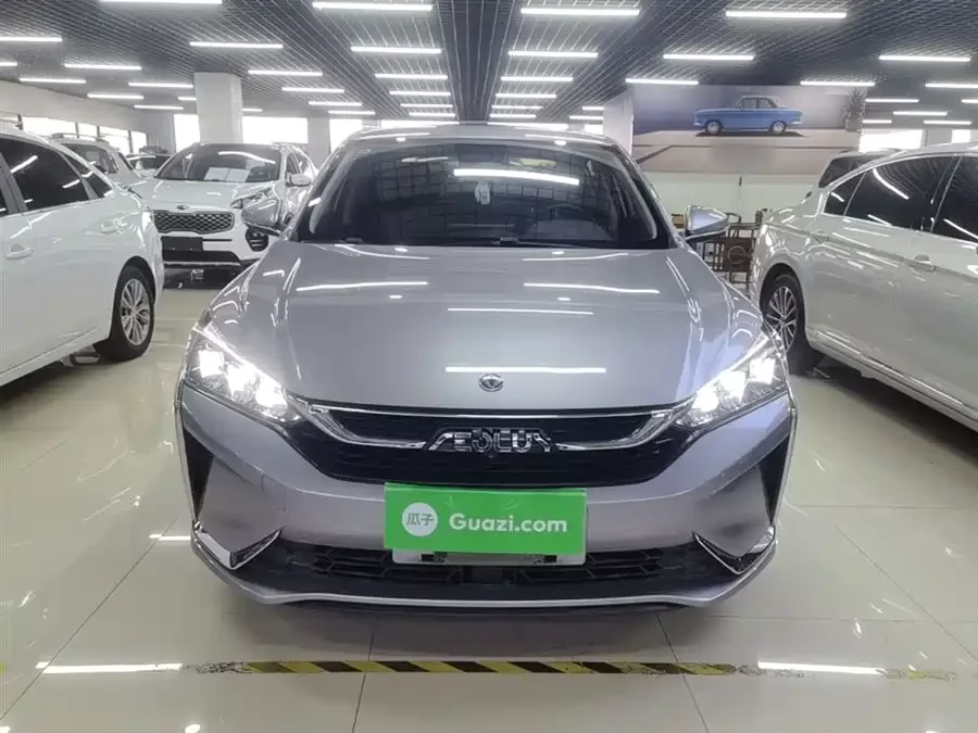 Dongfeng Yixuan