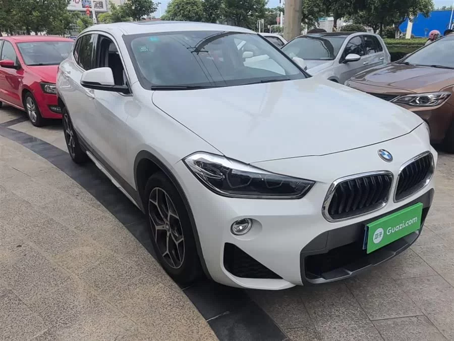 BMW X2