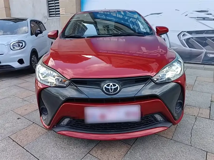 Toyota YARiS L