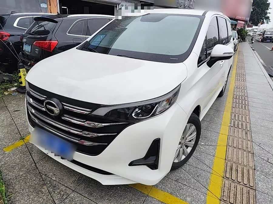 GAC Trumpchi M6