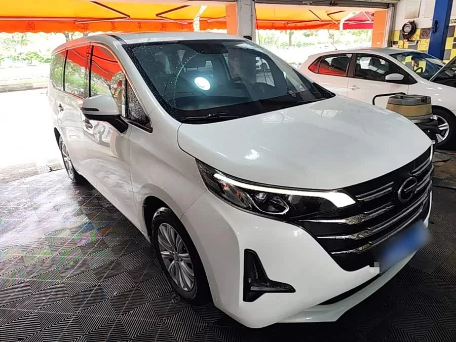 GAC Trumpchi M6