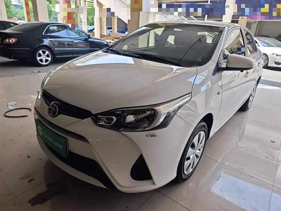 Toyota YARiS L Enjoy