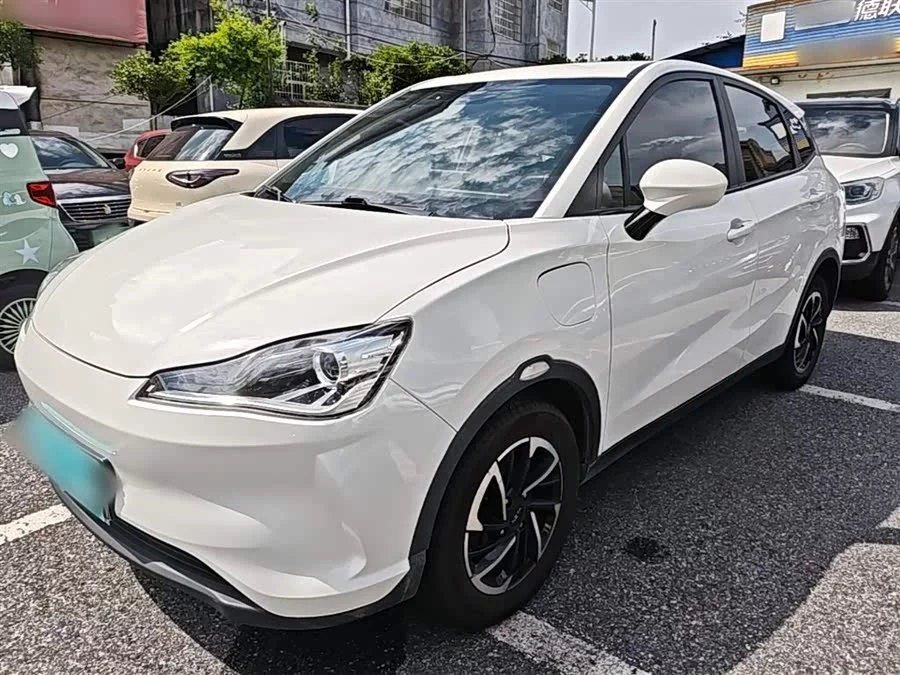 NETA Nezha V