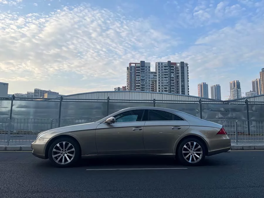 Mercedes Benz CLS