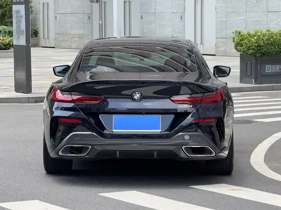 BMW 8 series