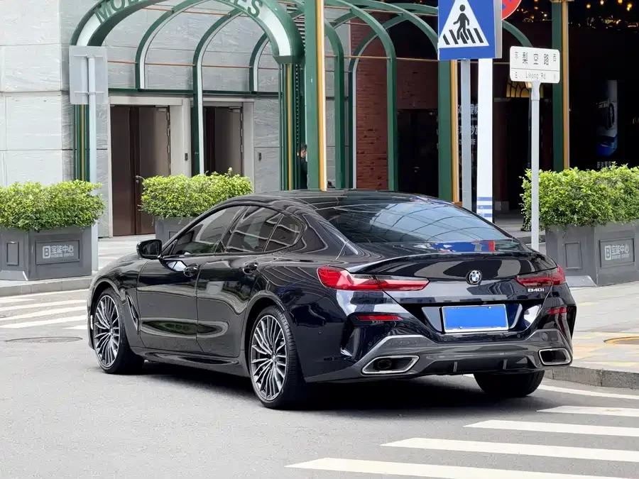BMW 8 series