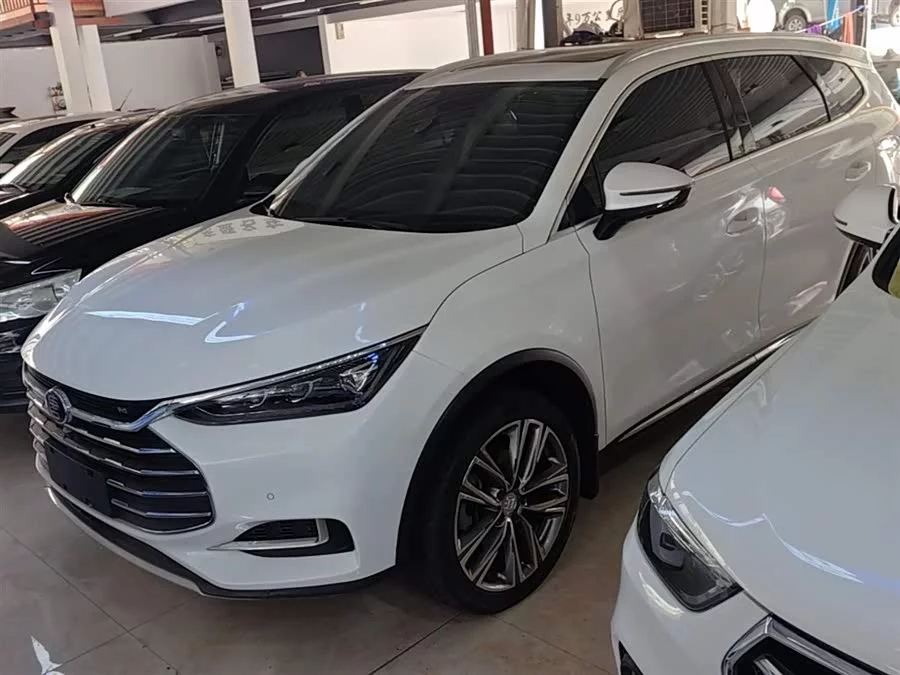 BYD Tang