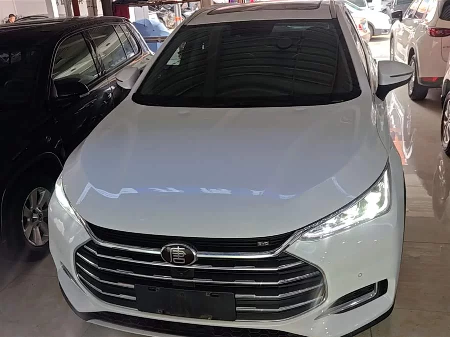 BYD Tang