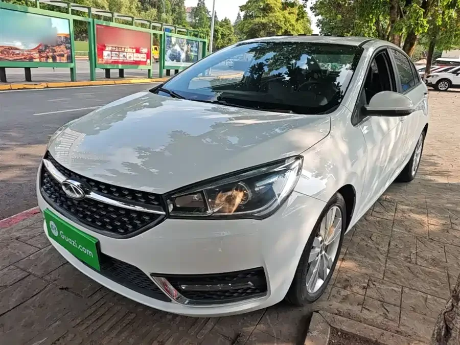 Chery Arrizo 5