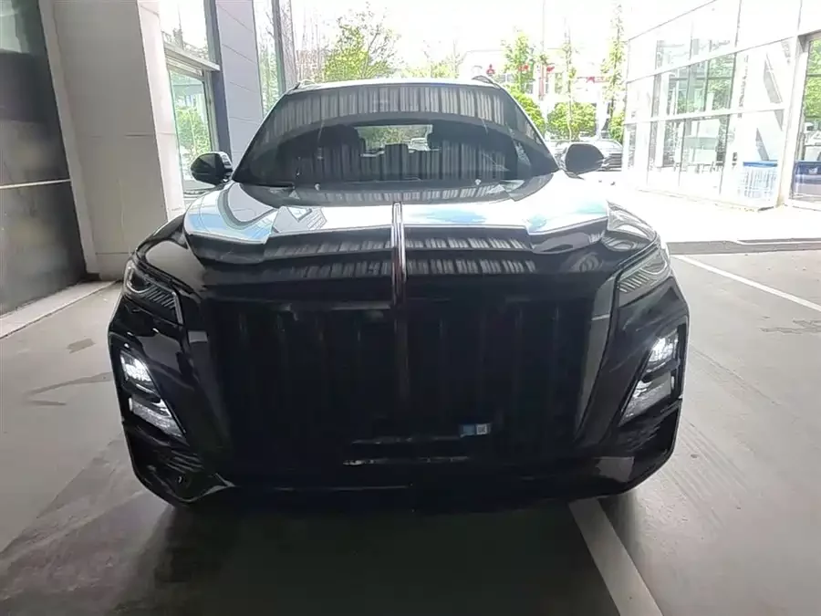 Hongqi HS5