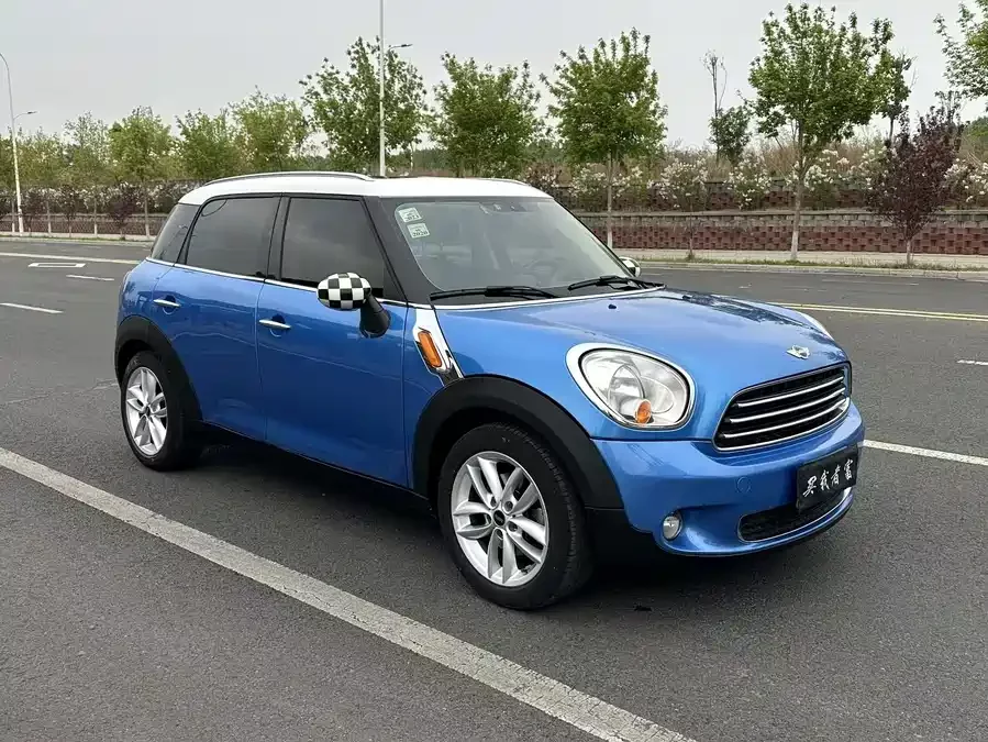 MINI COUNTRYMAN