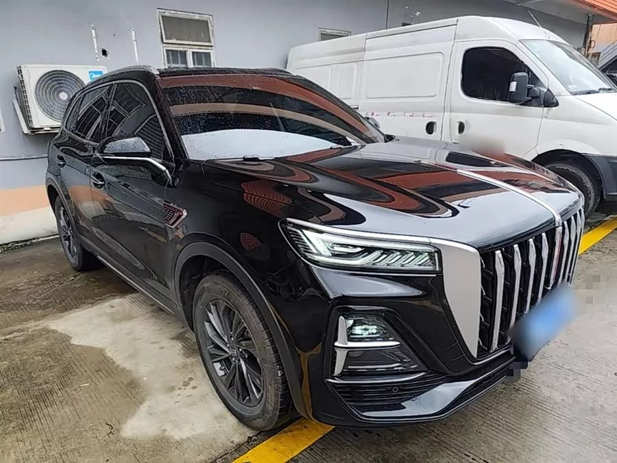 Hongqi HS5