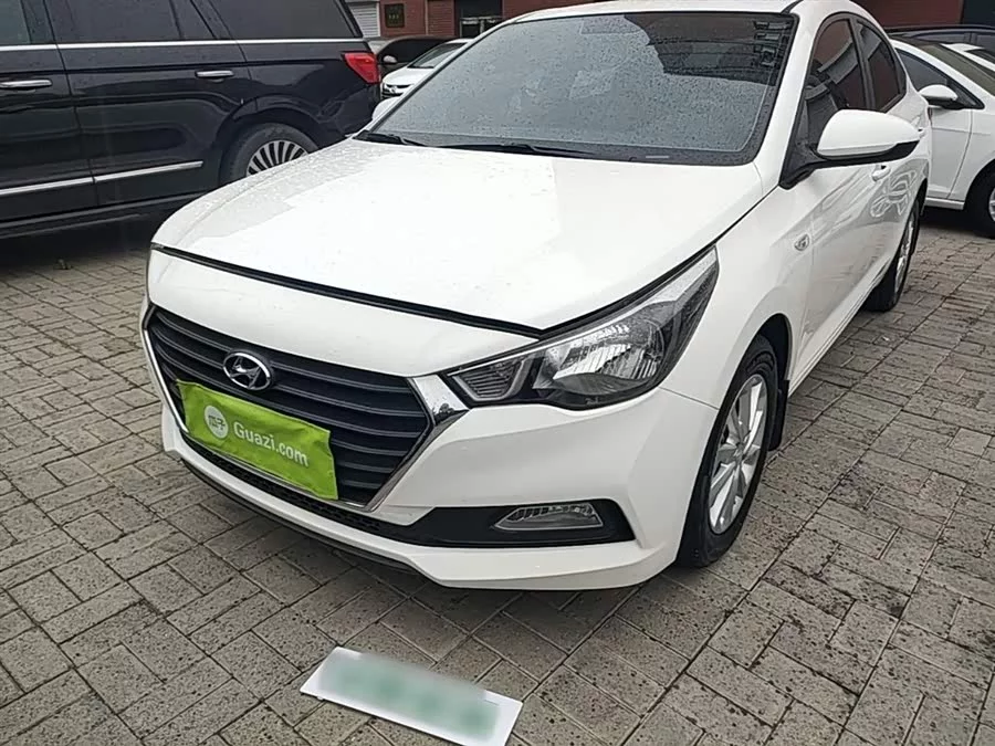 Hyundai Elantra / Celesta