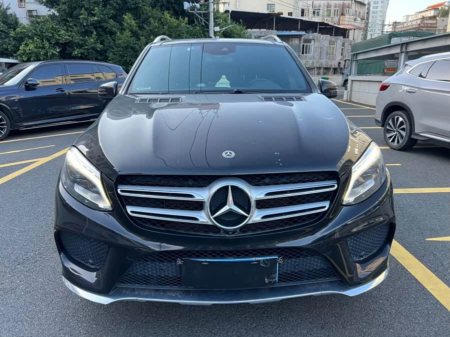 Mercedes Benz GLE (Imported)