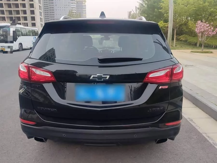 Chevrolet Explorer