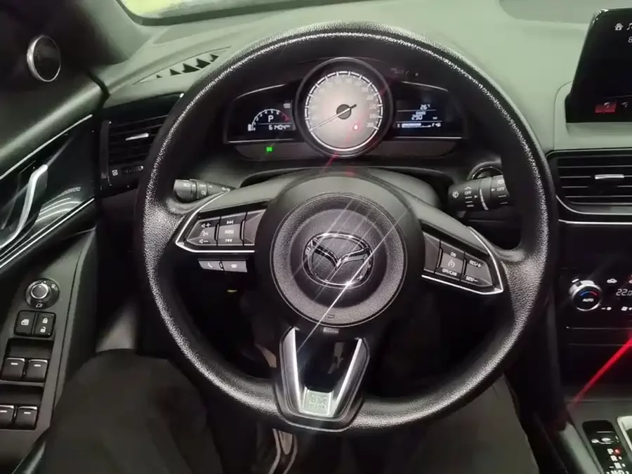 Mazda CX-4