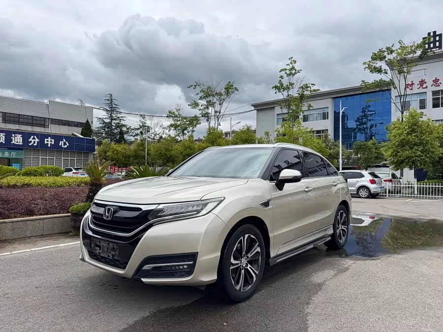 Honda UR-V