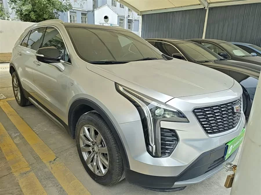 Cadillac XT4