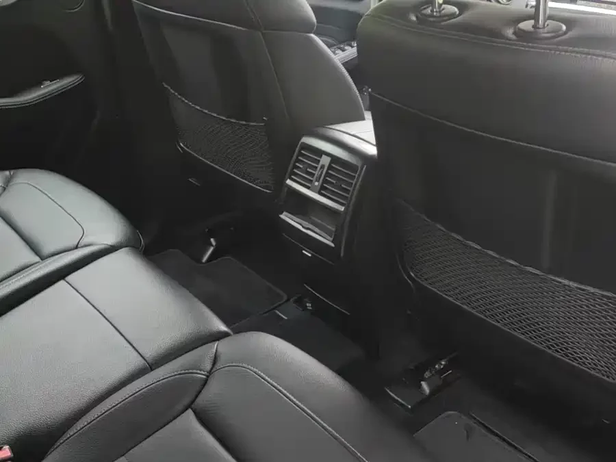 Mercedes Benz M-Class