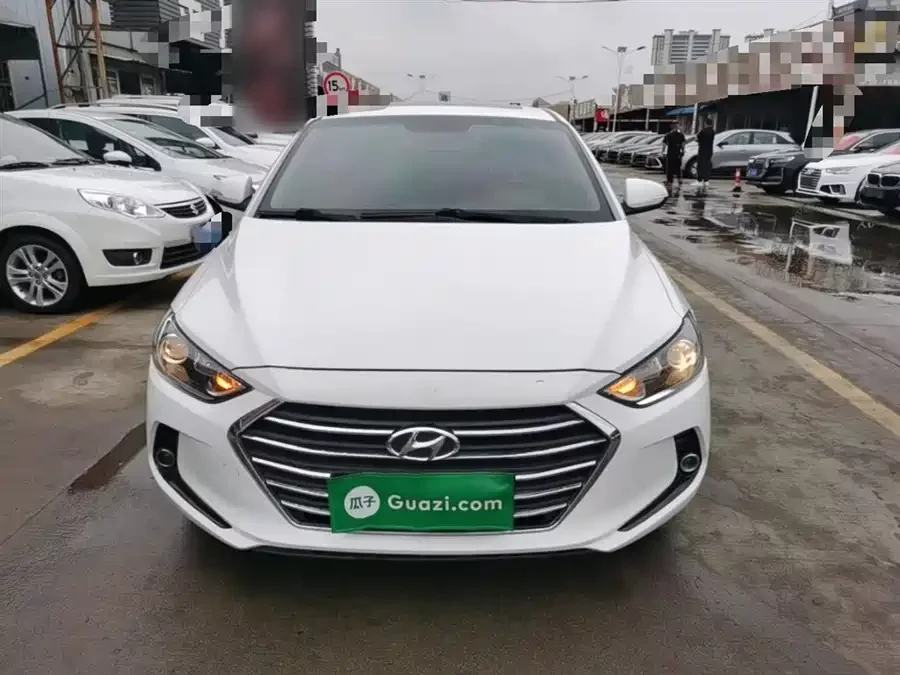 Hyundai elantra