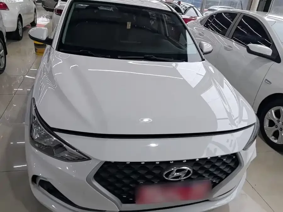 Hyundai Elantra / Celesta