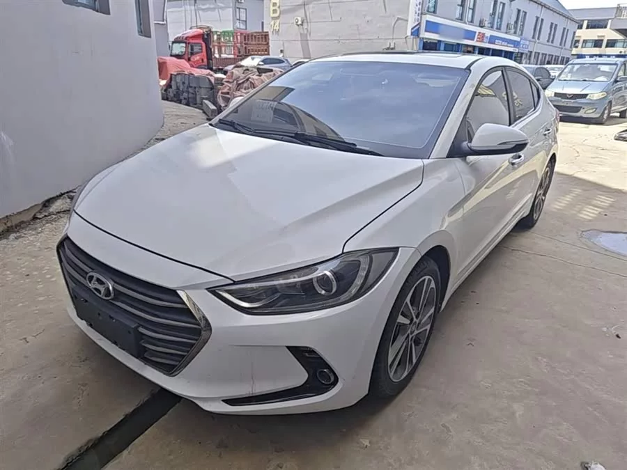 Hyundai elantra