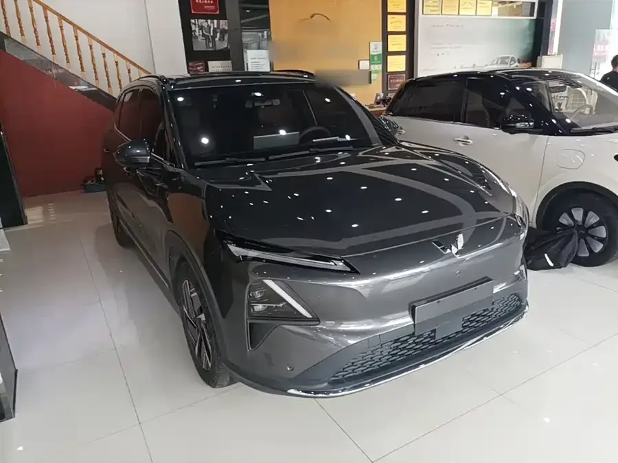 Wuling Starlight S
