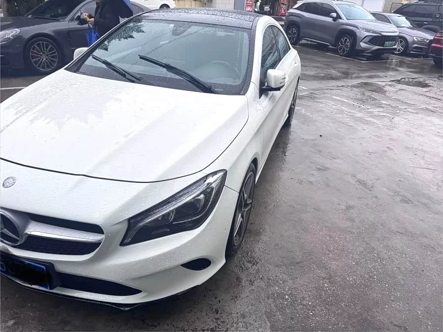 Mercedes-Benz CLA