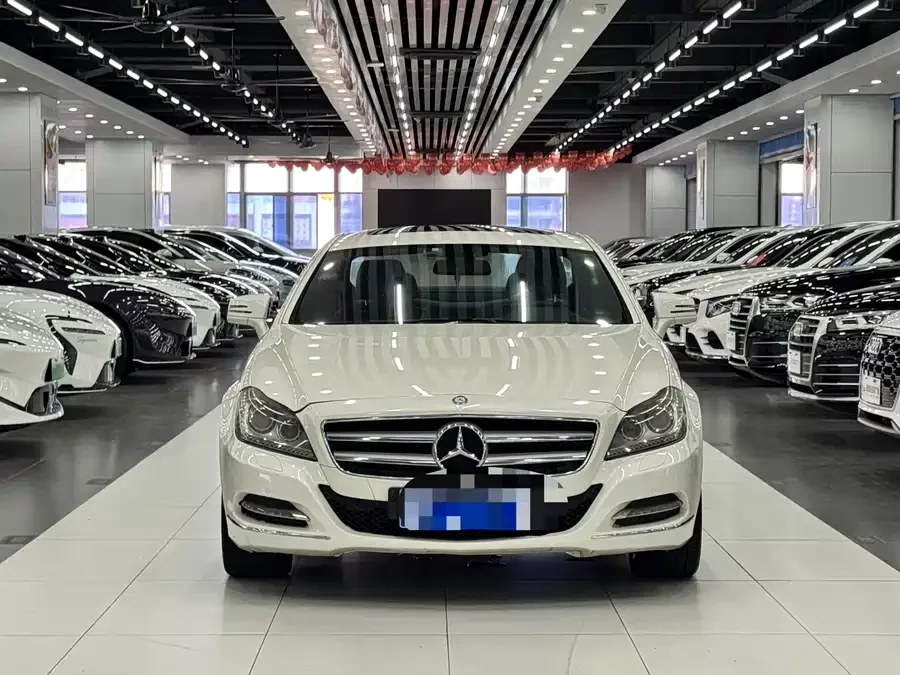 Mercedes Benz CLS