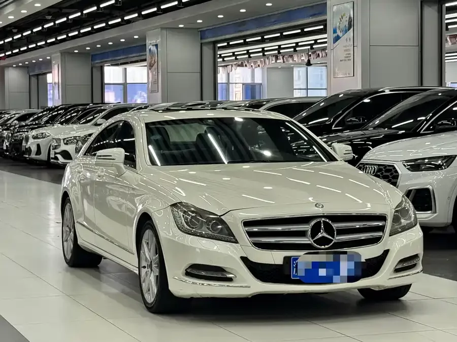Mercedes Benz CLS