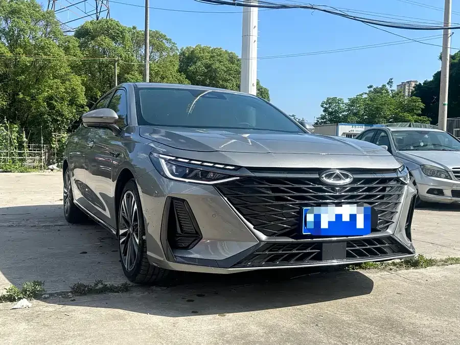 Chery Arrizo 8