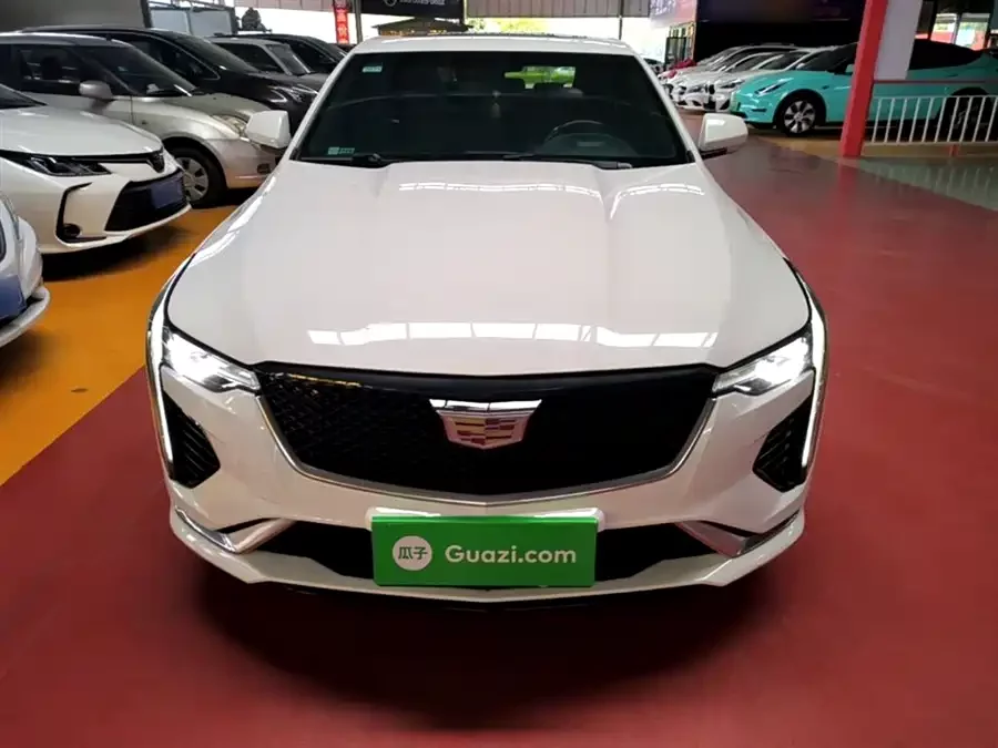 Cadillac CT4