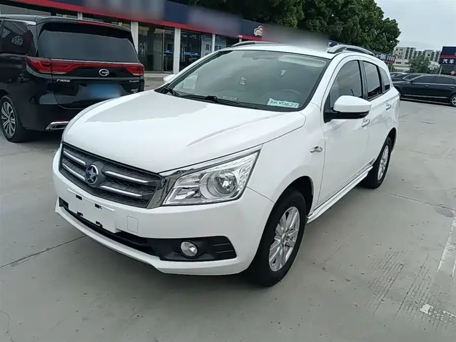 Venucia T70