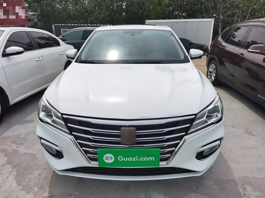 Roewe i5
