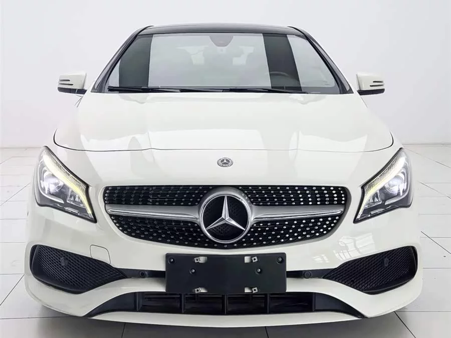 Mercedes-Benz CLA