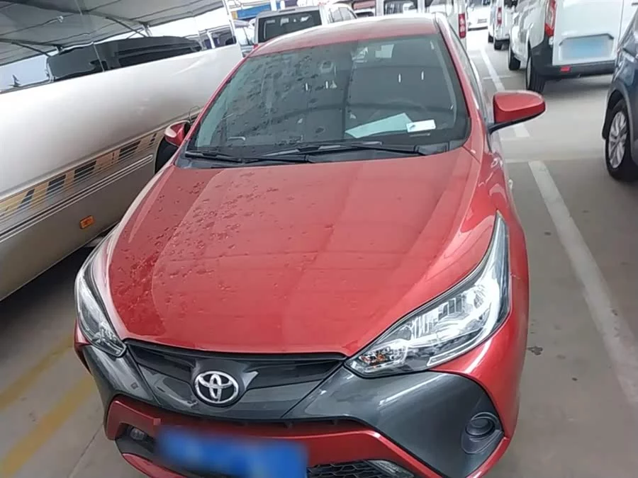 Toyota YARiS L