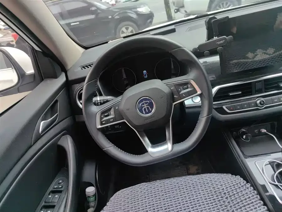 BYD Song