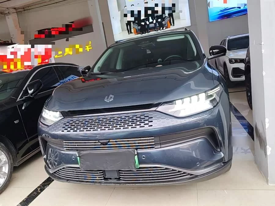 Leapmotor C11