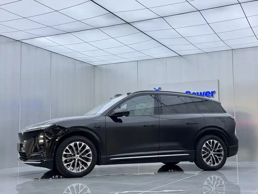 NIO ES6
