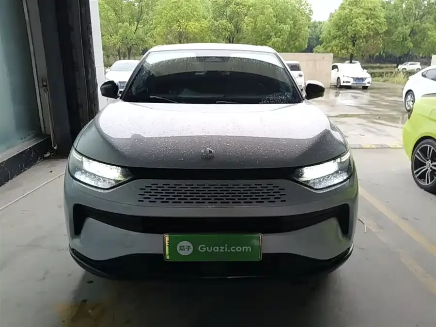 Leapmotor C11